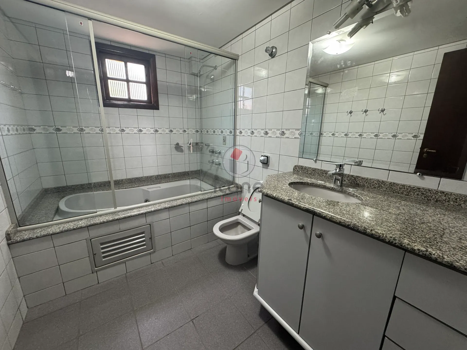 House with 3 bedrooms and private BBQ, 280 m² — photo 40