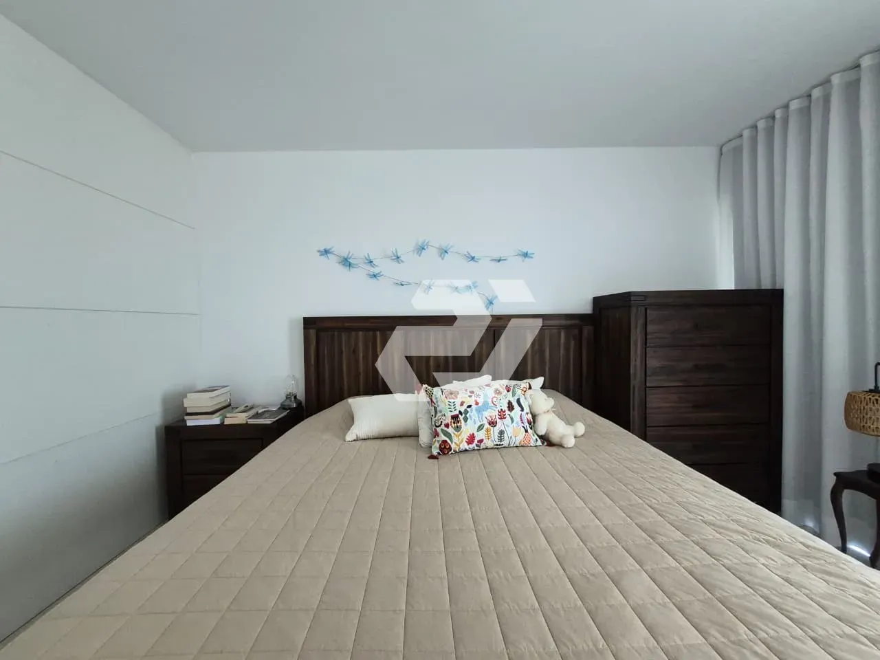 Apartamento mobiliado com 5 quartos e varanda envidraçada — photo 26
