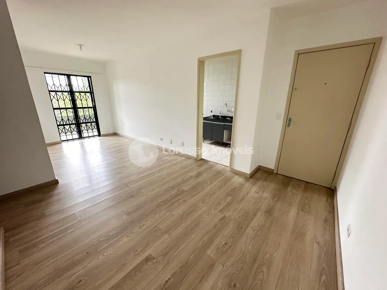 3-bedroom apartment with balcony and parking — photo 9