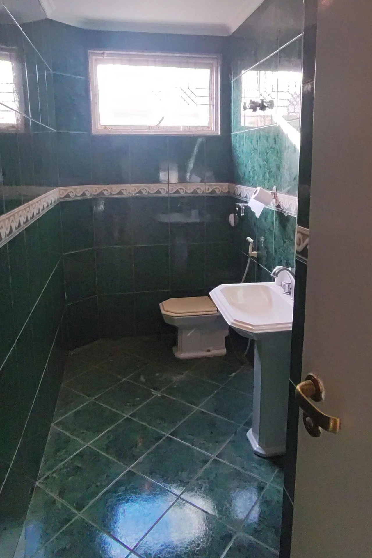 Casa mobiliada em condomínio com 6 suítes e 8 banheiros — photo 86