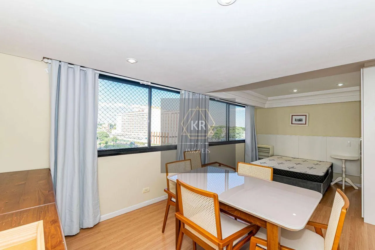 1-bedroom apartment with open-plan kitchen — photo 8