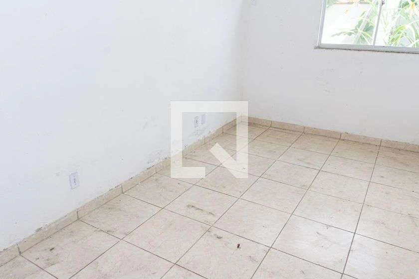 38 m² unfurnished studio with private garden and 1 parking — photo 20