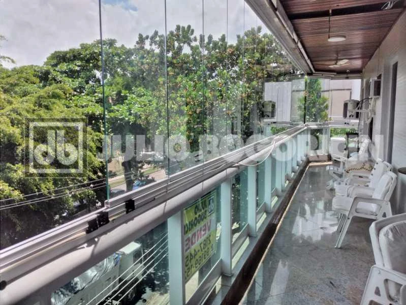 Apartamento amueblado de 4 dormitorios y 229 m² — photo 15
