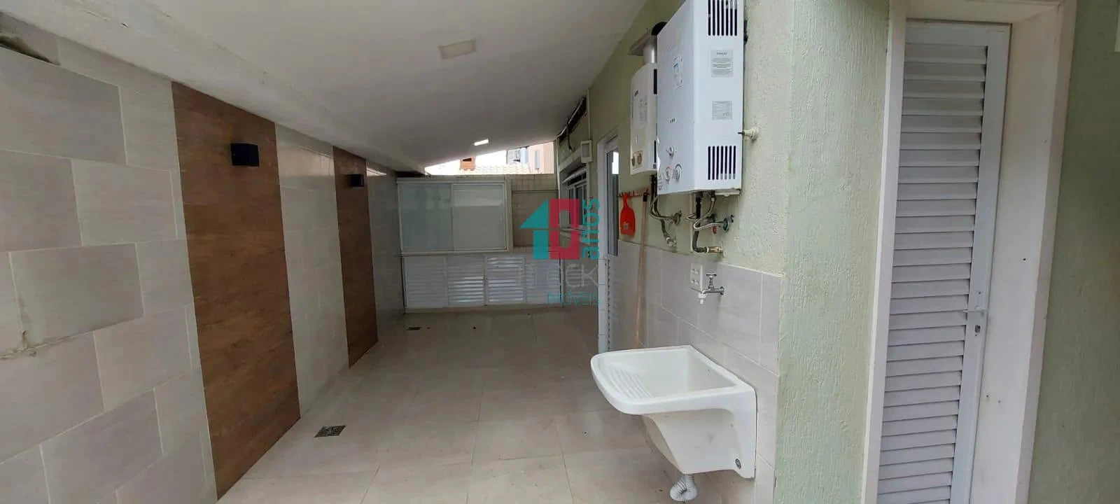 Casa de 200 m² com 4 suítes e 3 vagas — photo 29
