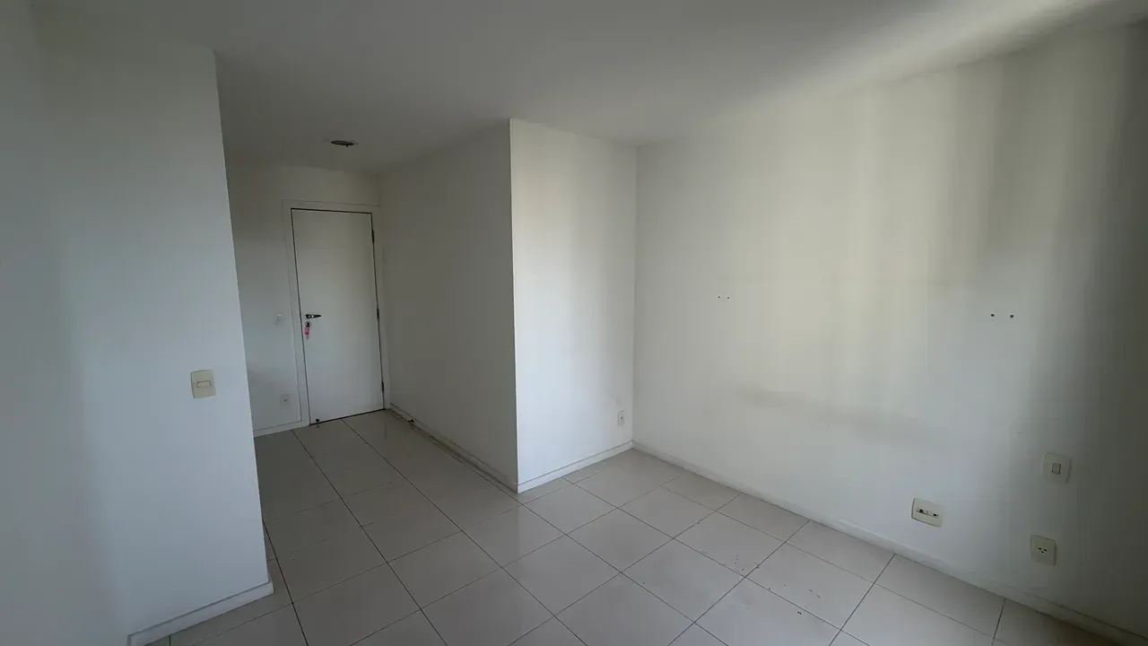 157 m² apartment with 4 bedrooms, 3 baths, balcony — photo 39