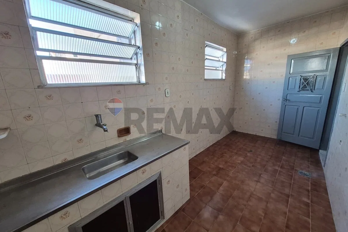 Unfurnished 3-bedroom apartment with 68 m² — photo 3