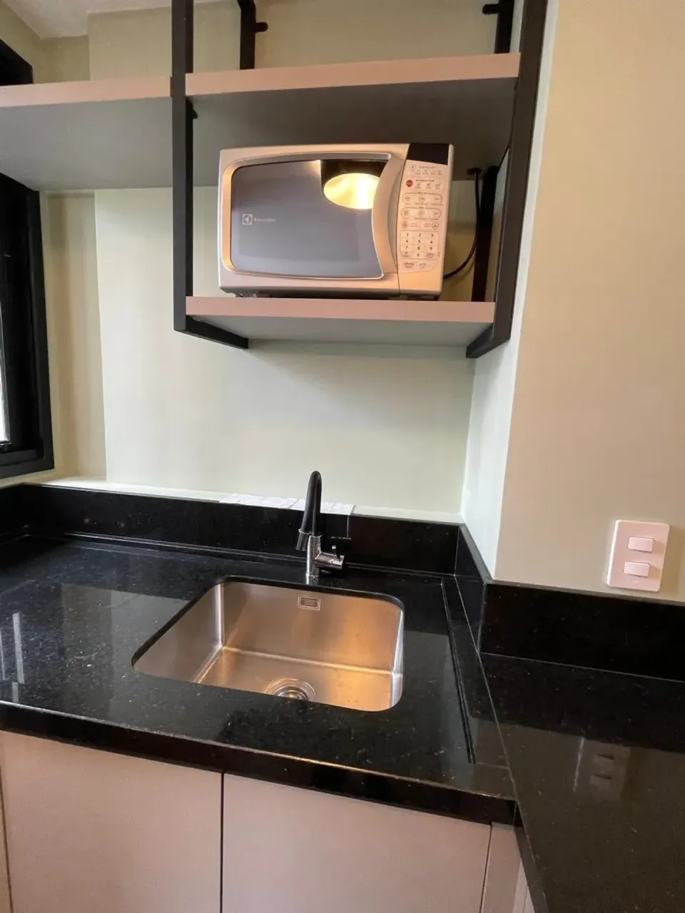 Меблированная квартира с кухней открытой планировки 34 м² — photo 14