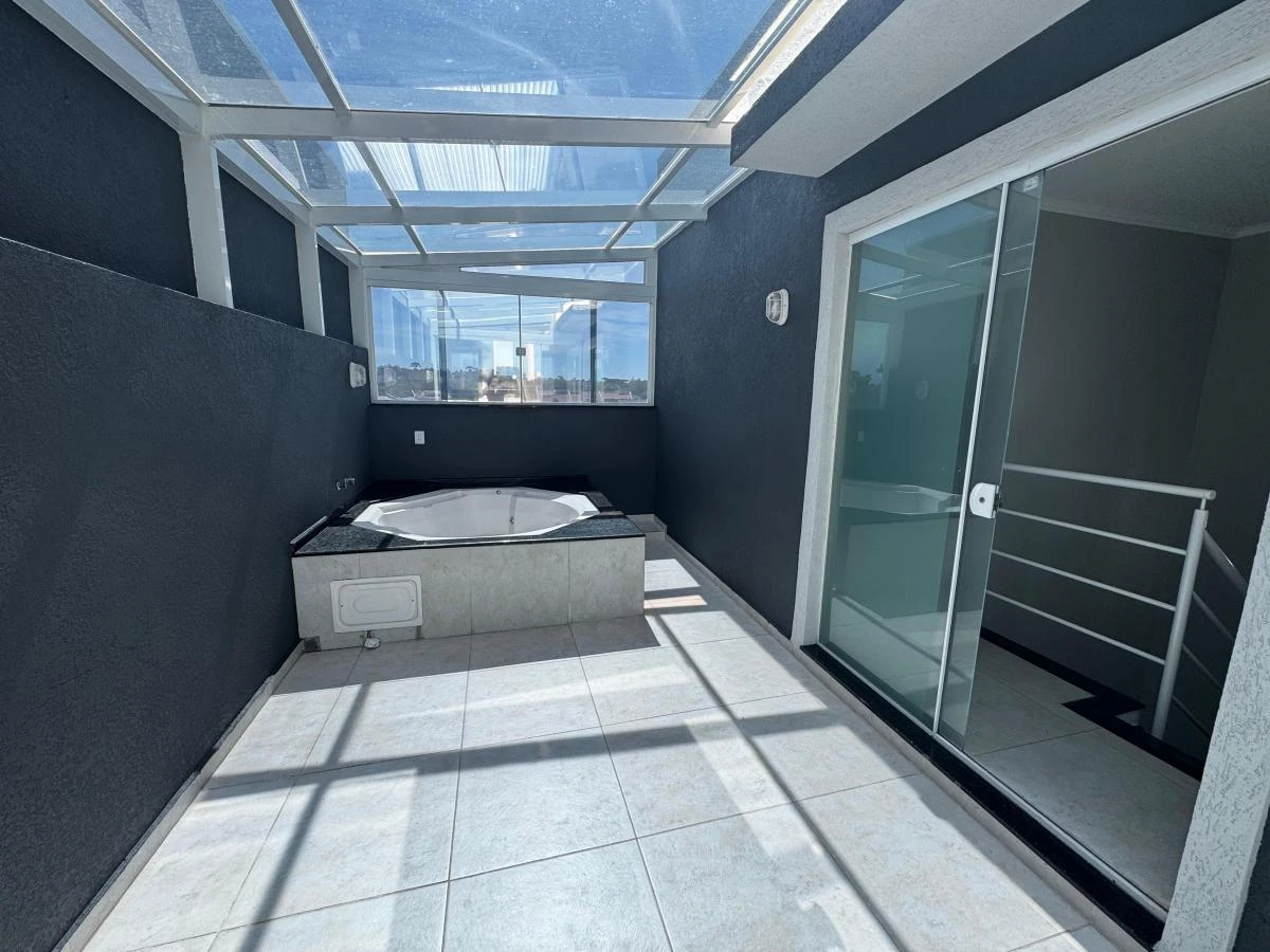 Casa de 3 quartos com varanda envidraçada — photo 12