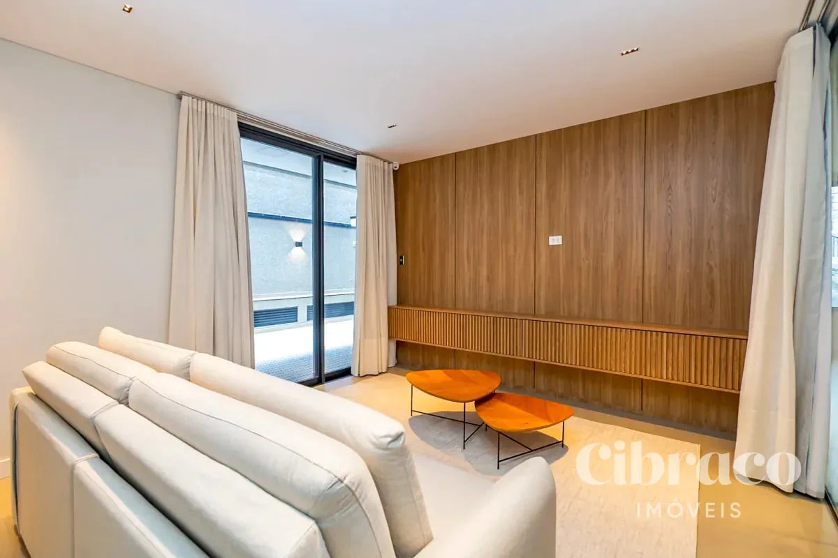Furnished apartment, 31 m², with a glass-enclosed balcony — photo 23