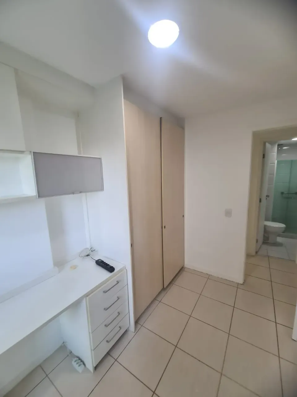 Furnished apartment with 2 bedrooms and parking spot — photo 8