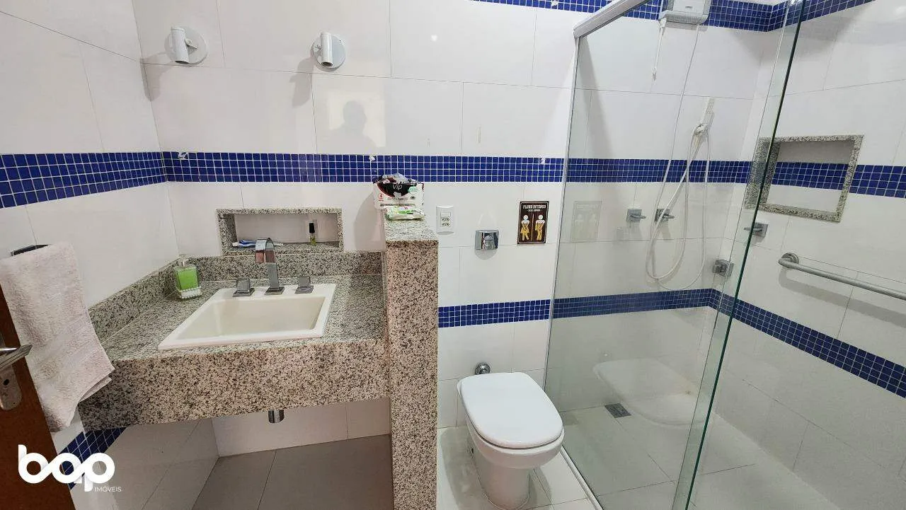 3-bedroom apartment with 77 m² and no parking — photo 2