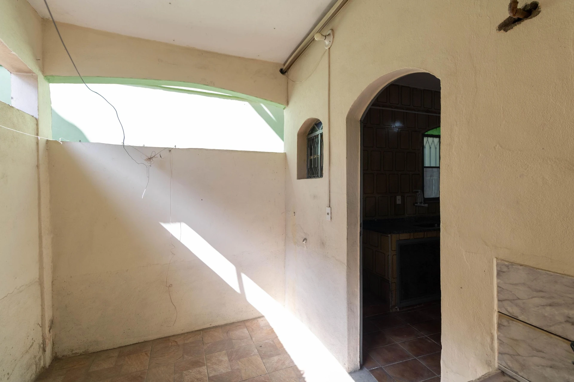 Casa con 2 dormitorios y cocina cerrada con fogón a gas — photo 3