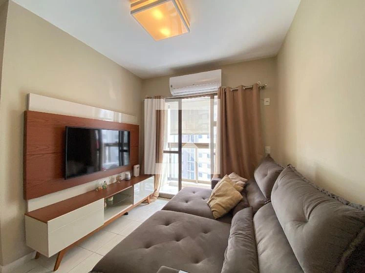 2-bedroom apartment with a walk-in closet in Rio de Janeiro — photo 13