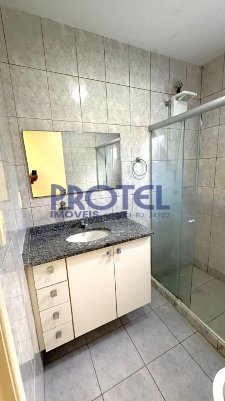 Casa sem mobília com 2 quartos e box de vidro — photo 20