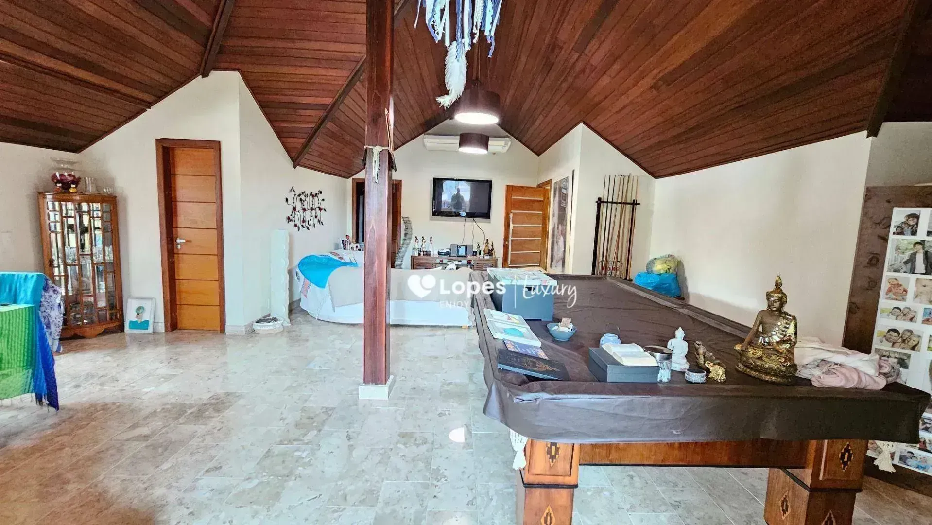 Furnished house with 6 en-suite suites and a private pool — photo 22
