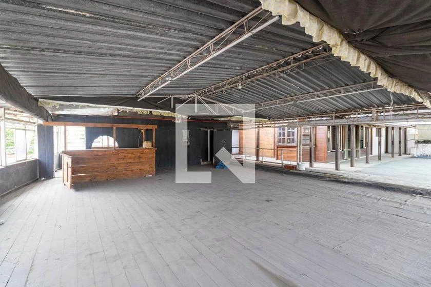 House with 2 bedrooms and 350 m² plus enclosed balcony — photo 33