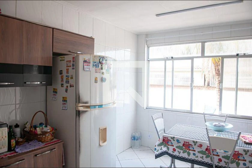 Furnished house with a gas stove kitchen and 2 bedrooms — photo 2