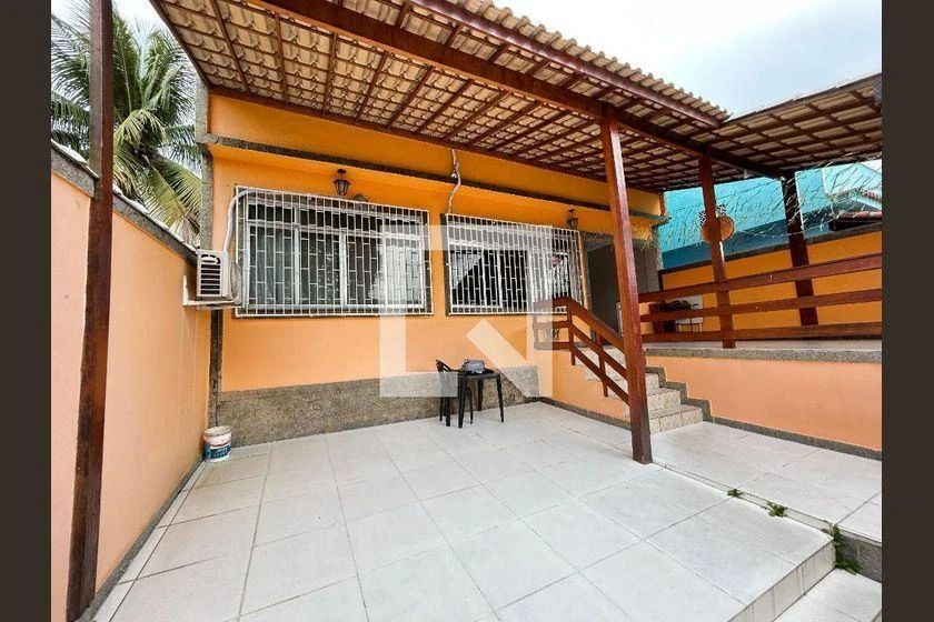 Furnished house with 4 bedrooms and 2 bathrooms — photo 50