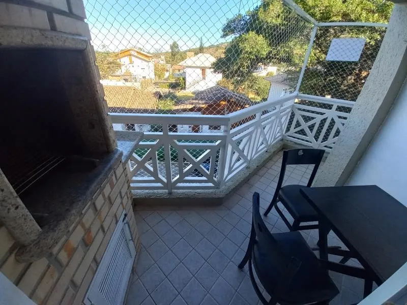 2-bedroom apartment with a water view — photo 5