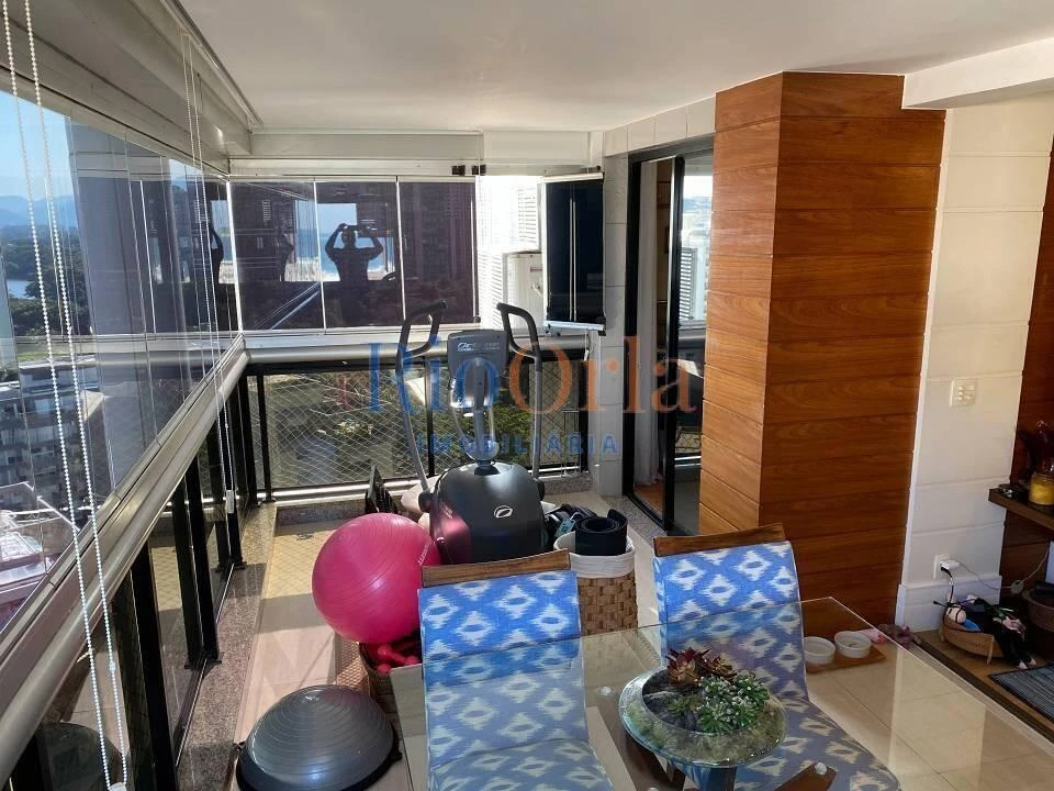 2 en-suite bedroom apartment, 109 m² with 2 parking spaces — photo 6