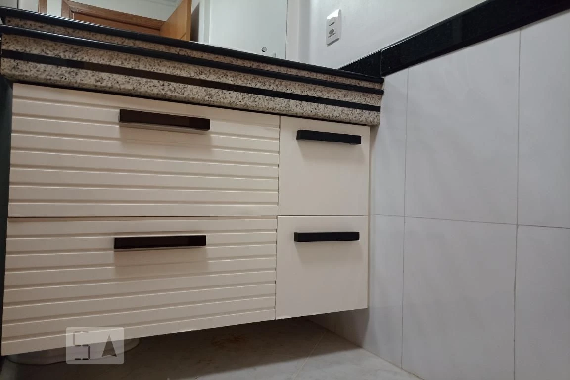 Apartamento de 4 quartos com janelas do piso ao teto — photo 120