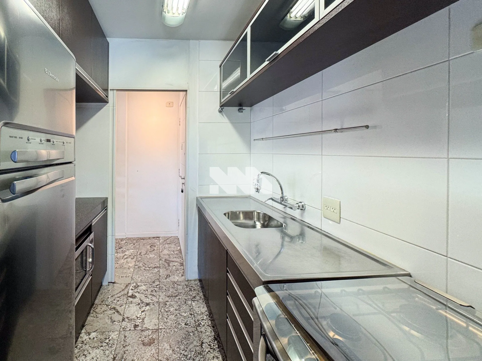 Furnished 104 m² apartment with 2 bedrooms and suite — photo 19