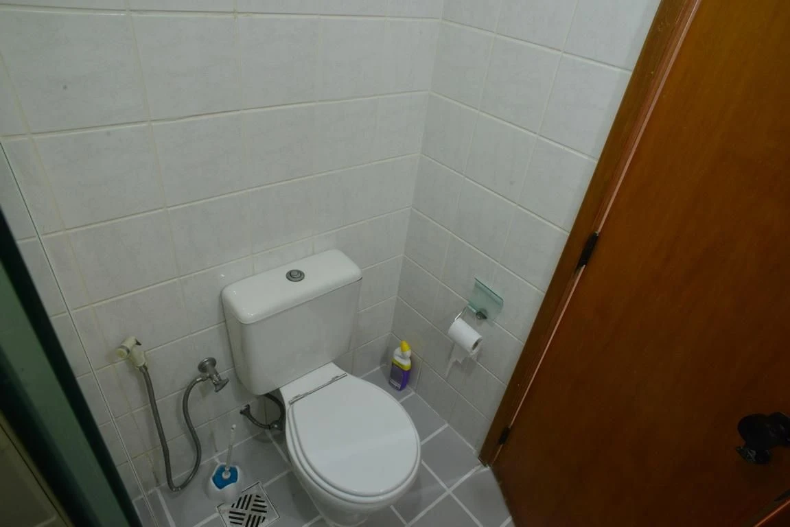 Furnished 2-bedroom apartment with a balcony — photo 18