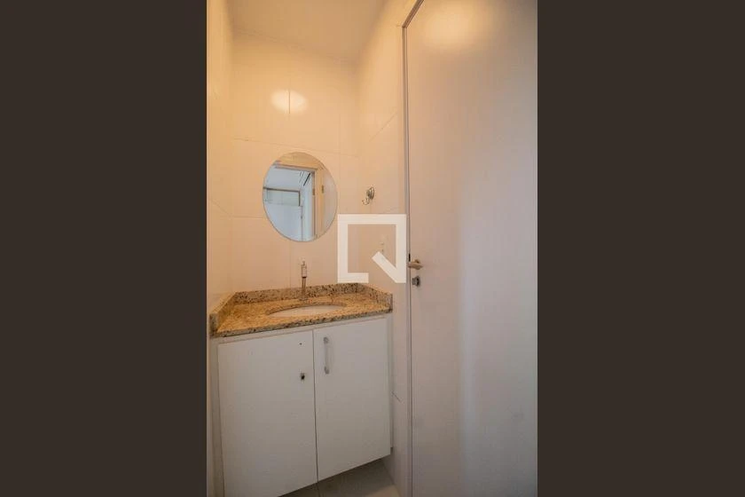 Apartment, 92 m², with a glass-enclosed balcony — photo 45