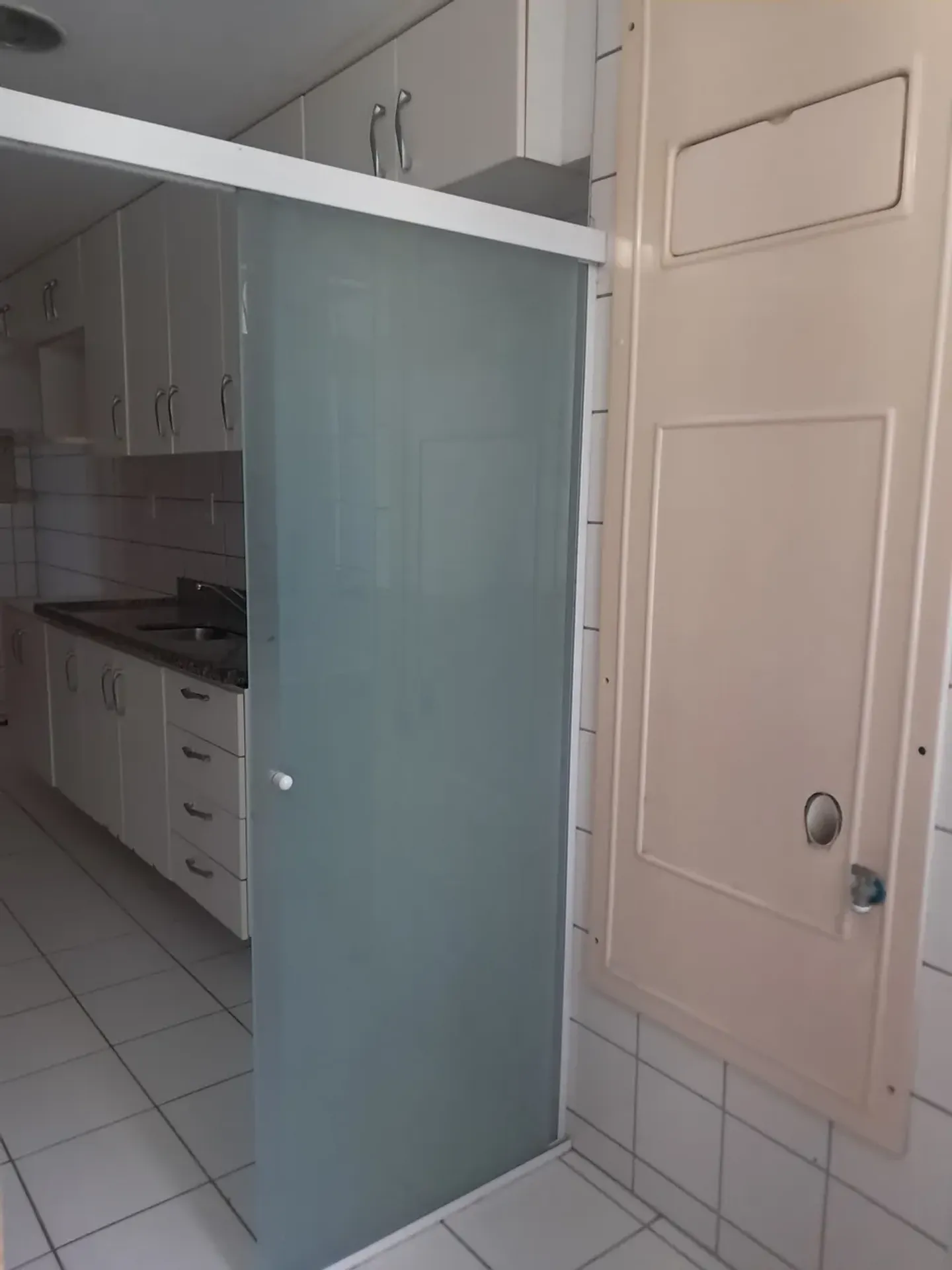 2-bedroom apartment in a building with a sauna — photo 11