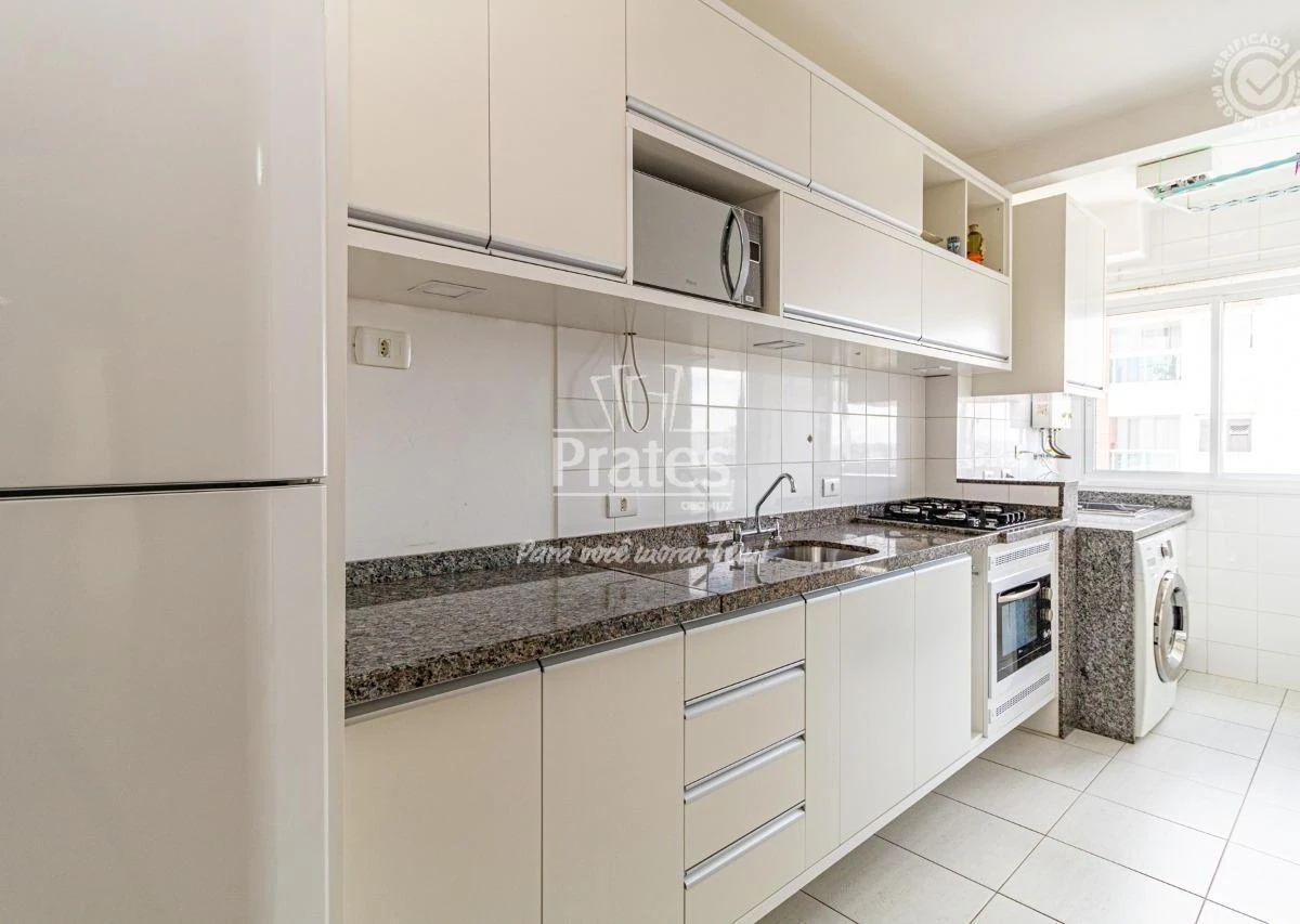 2-bedroom apartment with a home office in Curitiba — photo 2