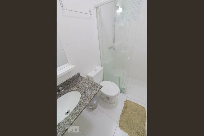 Furnished 1-bedroom apartment with 1 bathroom — photo 2