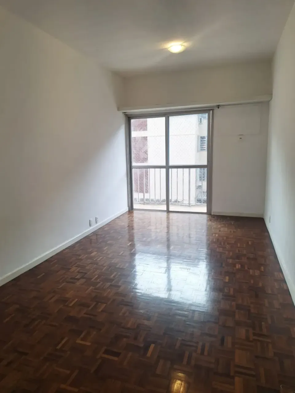 Apartamento de 1 quarto com 2 banheiros e 1 vaga — photo 8