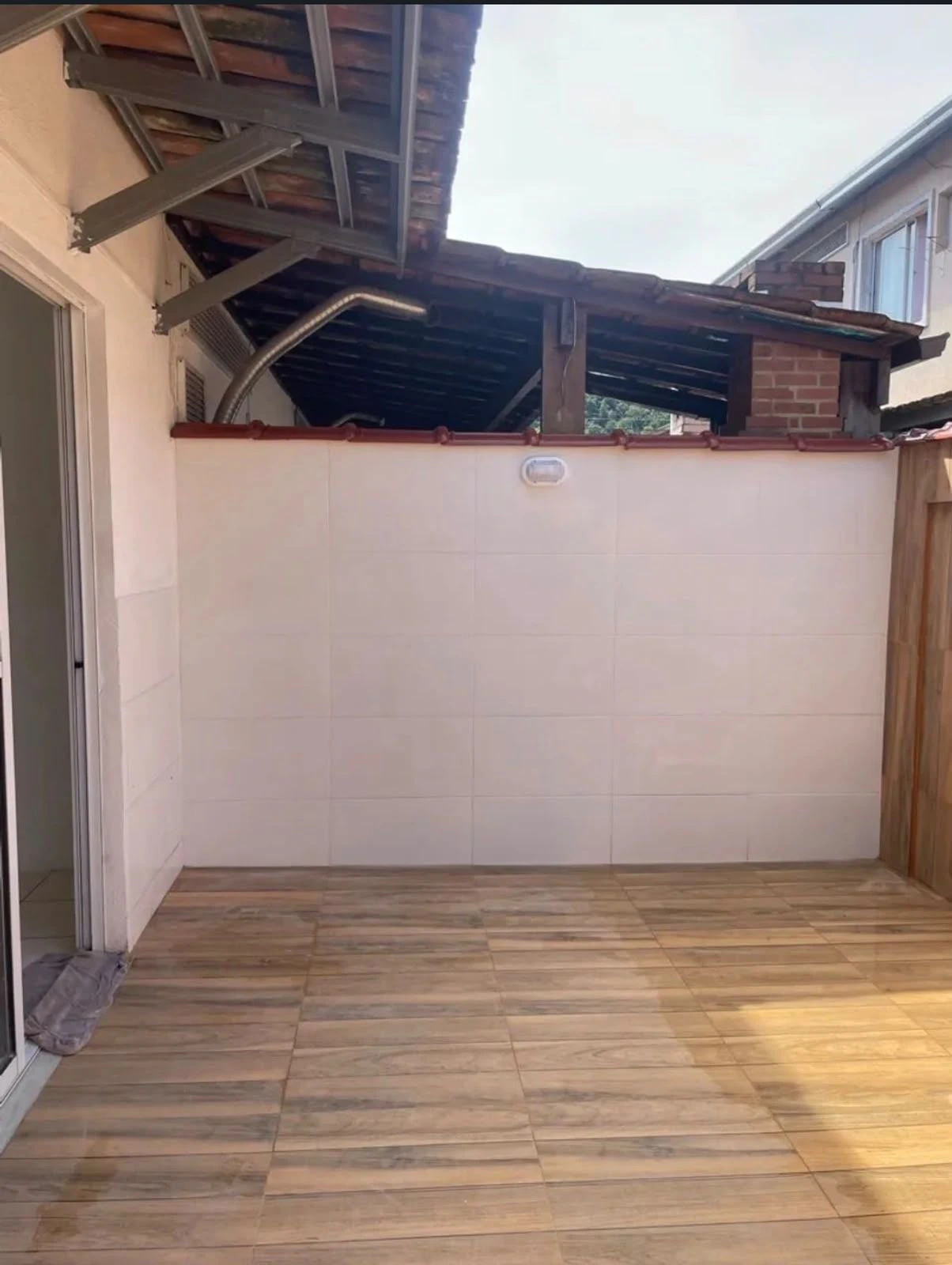 Piscina privada y 3 dormitorios: casa de 90 m² — photo 16