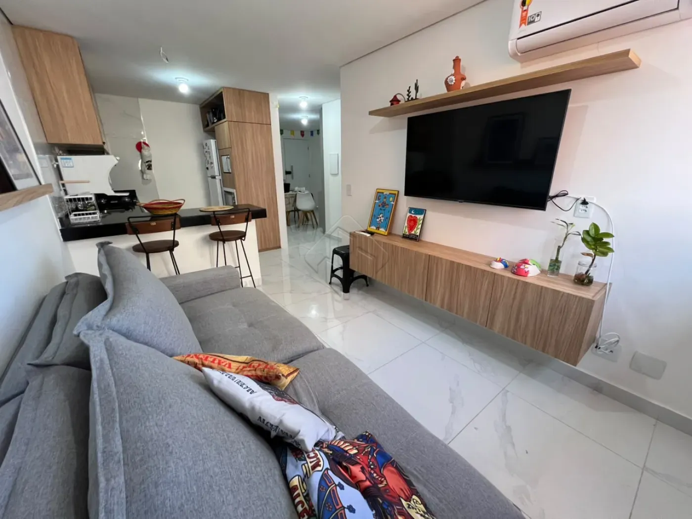 Apartamento amueblado de 1 dormitorio con 1 plaza en piso 12