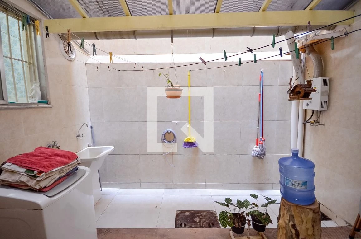 100 m² apartment with a home office and a washing machine — photo 21