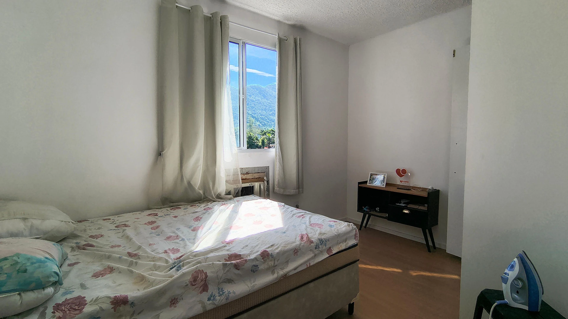Furnished 2-bedroom apartment with 1 bathroom — photo 3