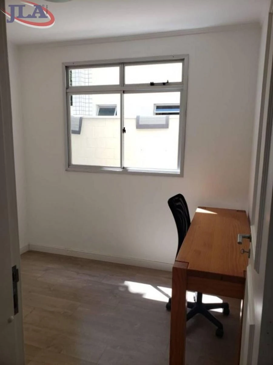 2-bedroom apartment in a building with a pool — photo 12