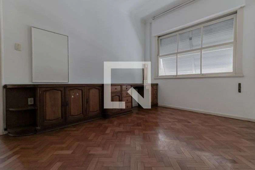 Rental apartment with 3 bedrooms, 160 m² and balcony — photo 17