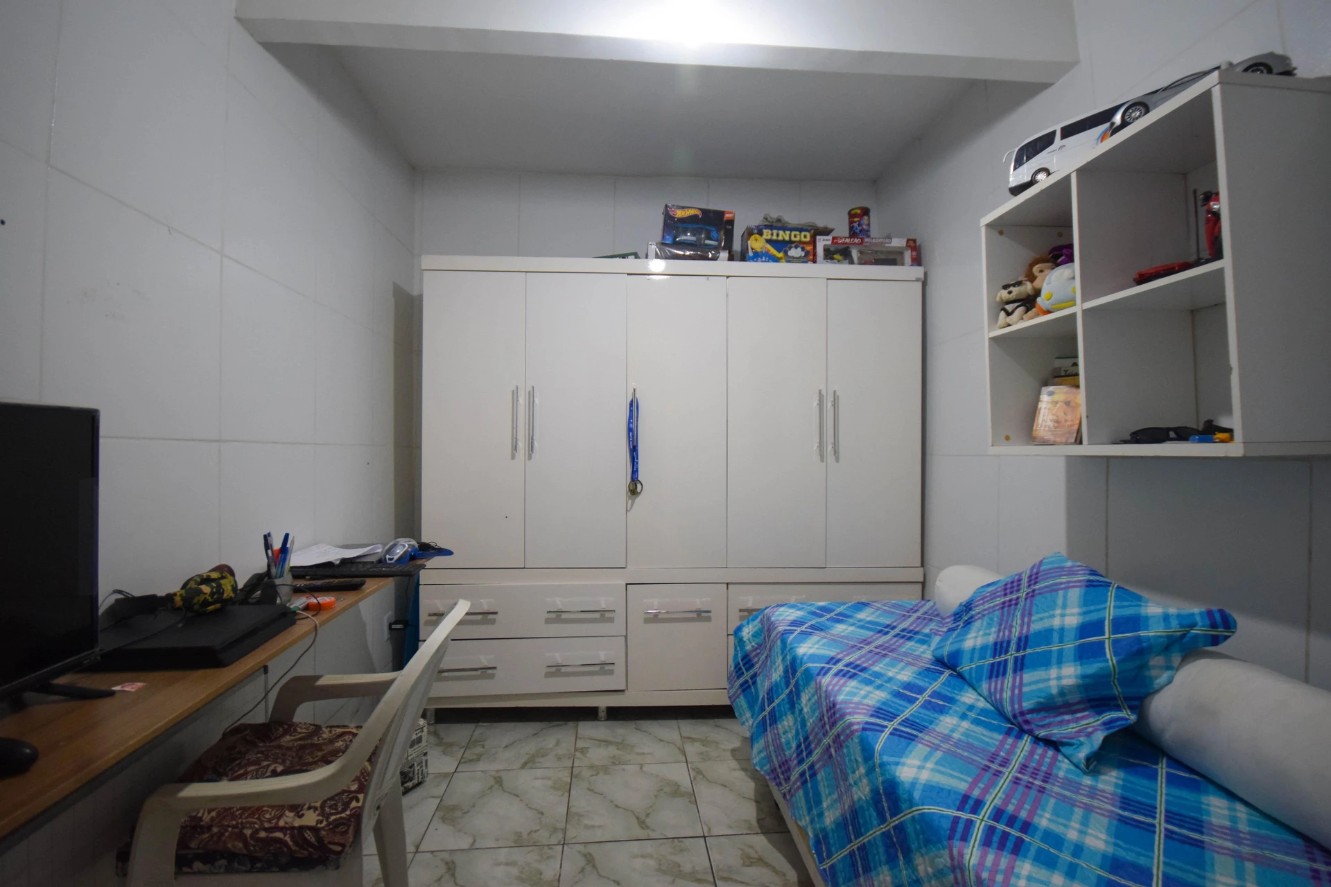 Furnished apartment with 2 bedrooms and private garden — photo 5