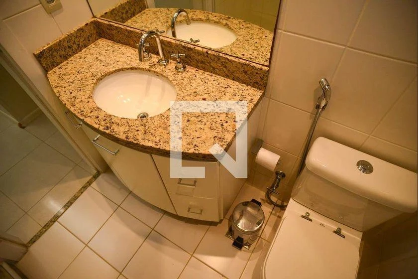 Washing machine in a 3-bedroom apartment, 160 m² — photo 32