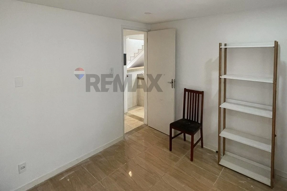 Гардеробна та 4 спальні: будинок 166 м² — photo 16