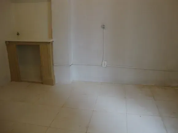 Unfurnished studio with 1 bedroom and 1 bathroom — photo 5