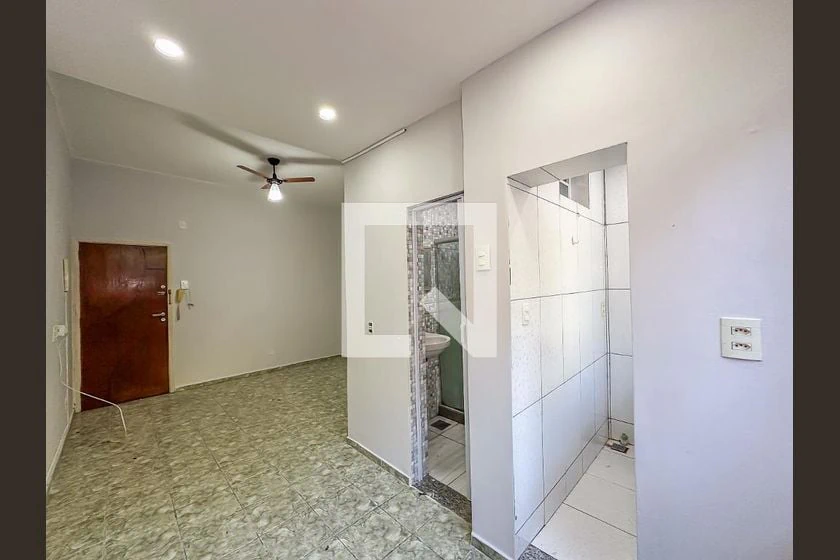 28 m² studio with 1 bedroom and 1 bathroom — photo 3