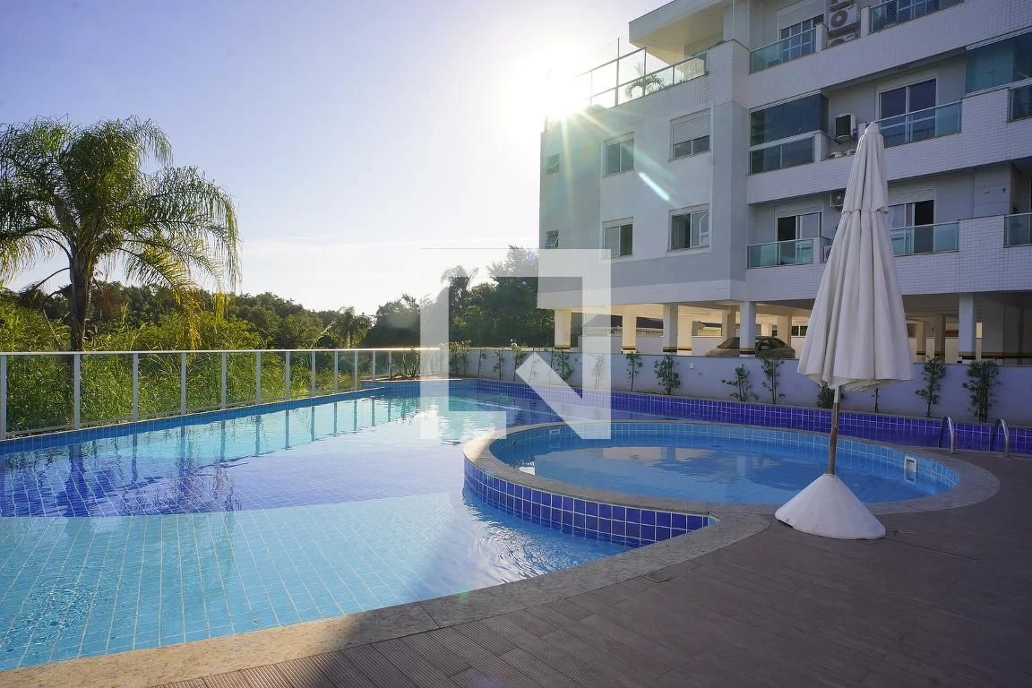 Glass-enclosed balcony in a 2-bedroom apartment, 78 m² — photo 26
