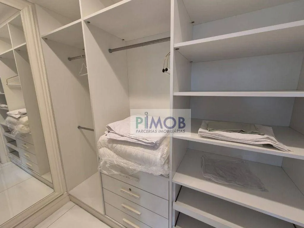 Furnished duplex penthouse with 3 bedrooms and 256 m² — photo 34