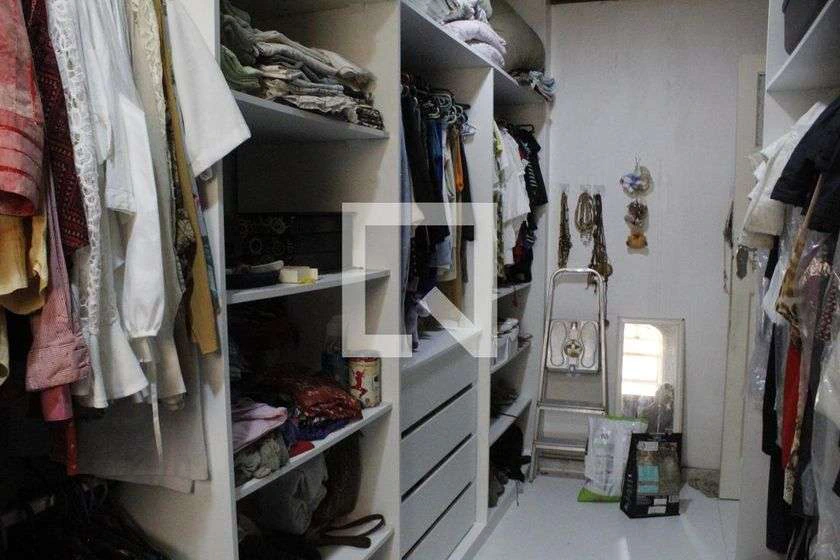 Condominium house with 4 bedrooms and 200 m² — photo 18