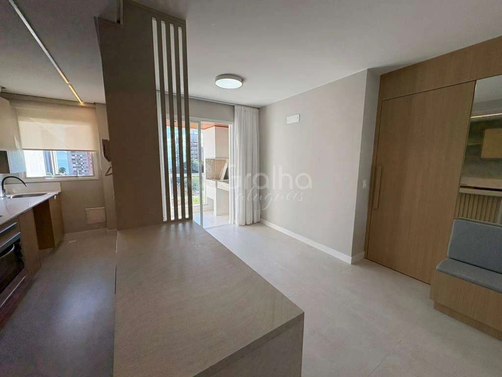 Apartamento de 65 m² con 2 dormitorios, 2 baños y 1 plaza — photo 2