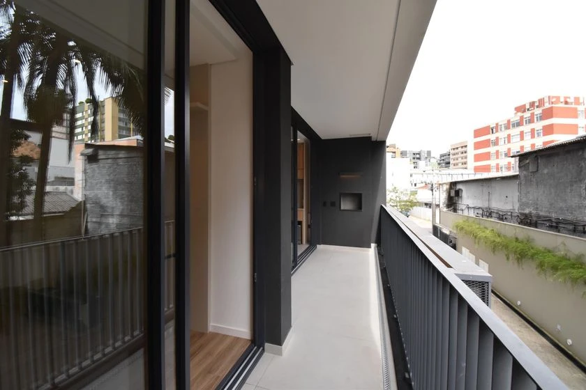 1-bedroom apartment with balcony and private BBQ — photo 11