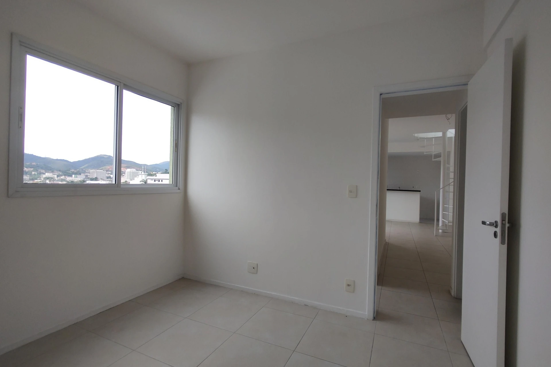 Apartment with 2 bedrooms, balcony and 1 parking space — photo 57