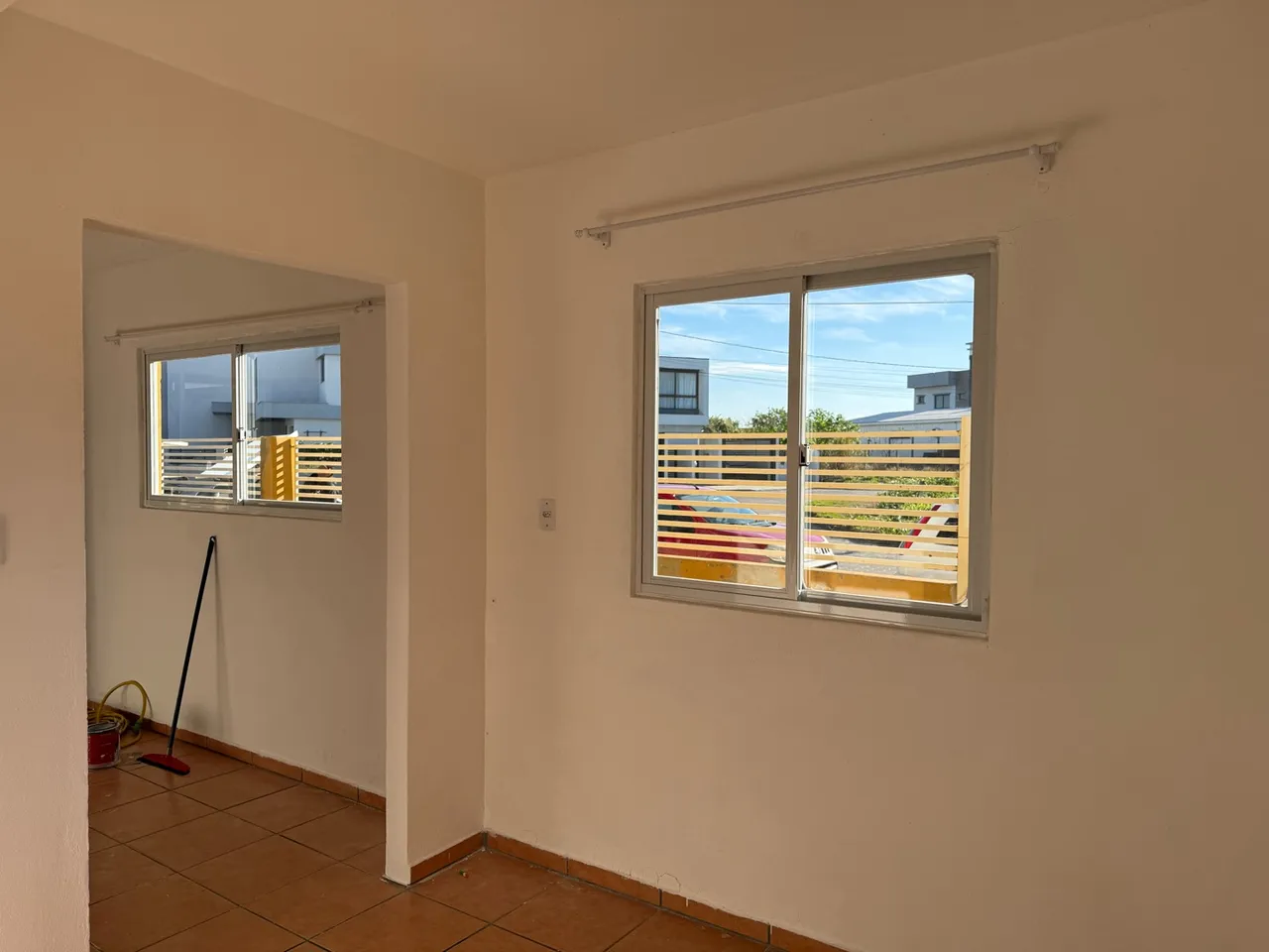 2-bedroom house with a washing machine in Florianópolis — photo 4